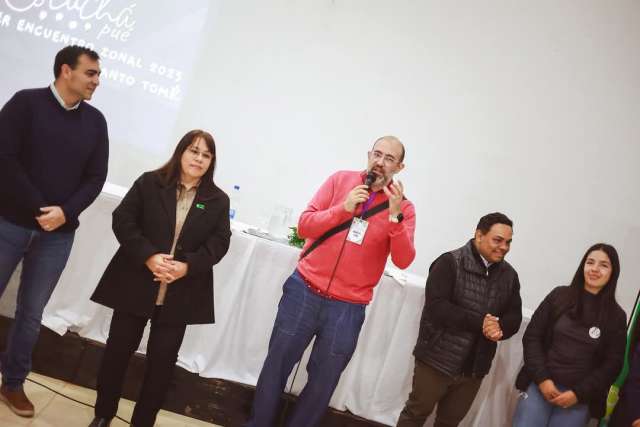 Ellos hablan, ellos escuchan